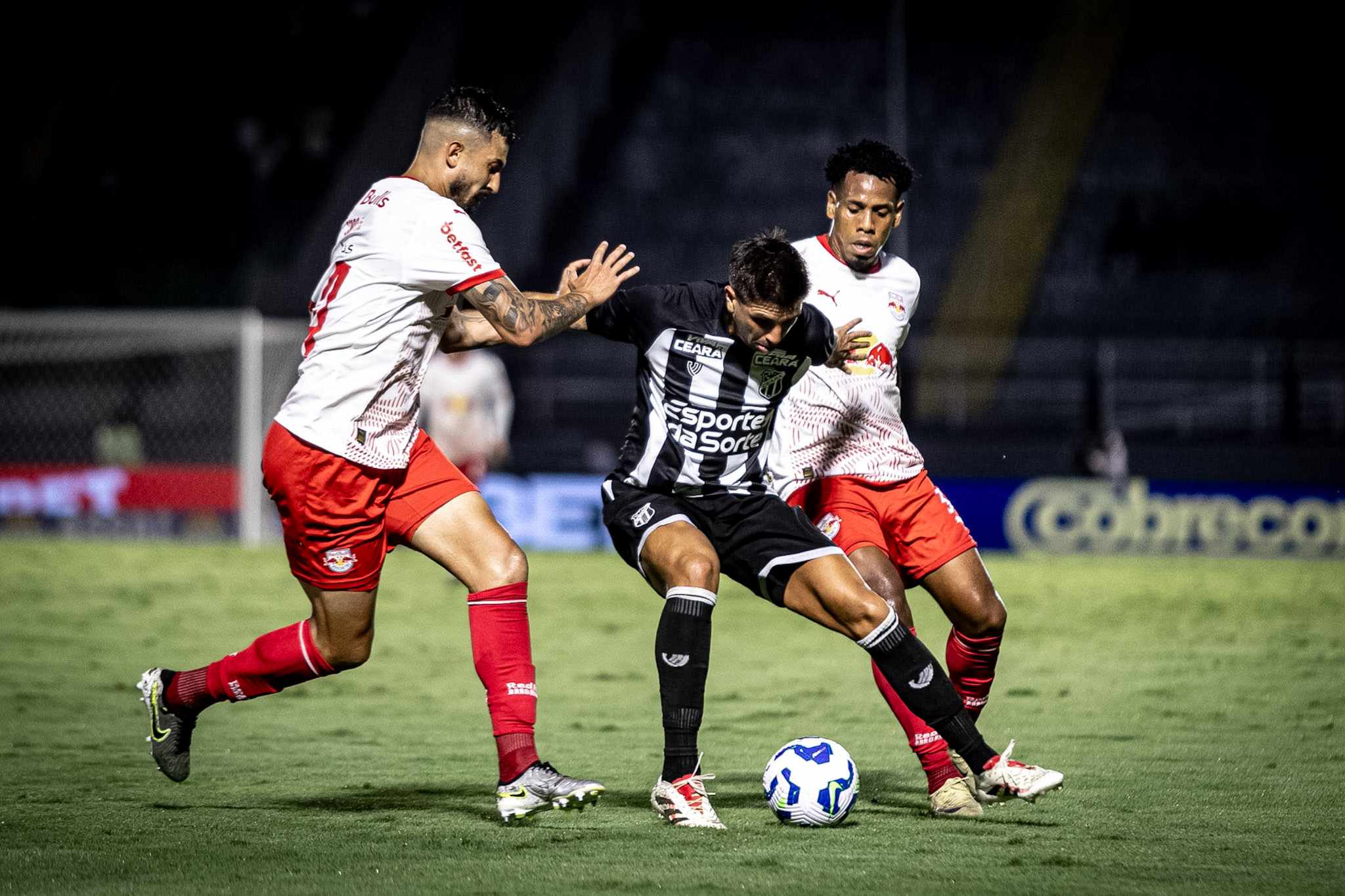 Lucas Mugni, meia do Ceará