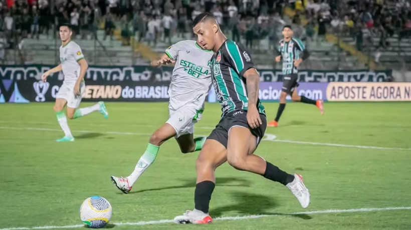 Rodrigo, volante ex-Maringá/PR, acerta com o Fortaleza