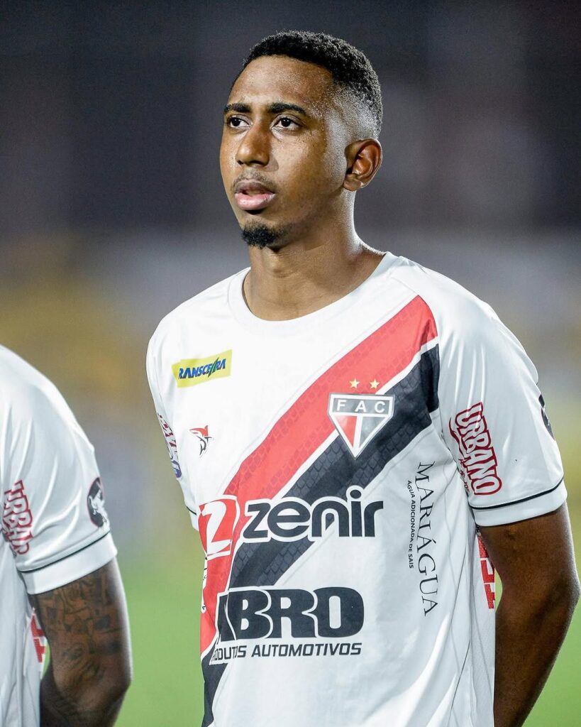 Carlos Junio, Ferrovário