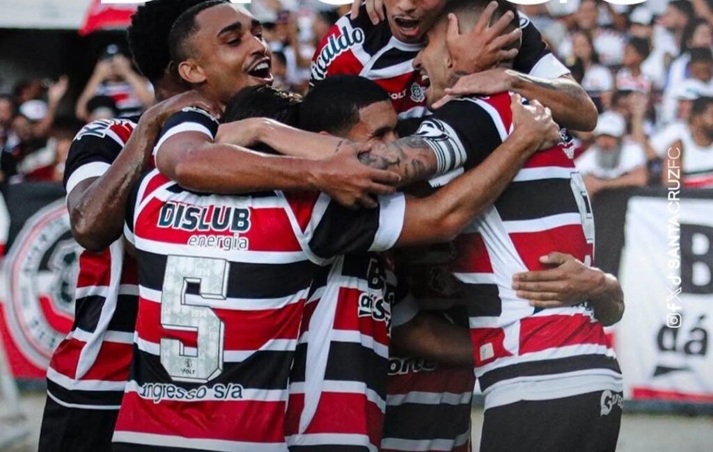 Santa Cruz goleia Horizonte por 4 a 0, pela Série A