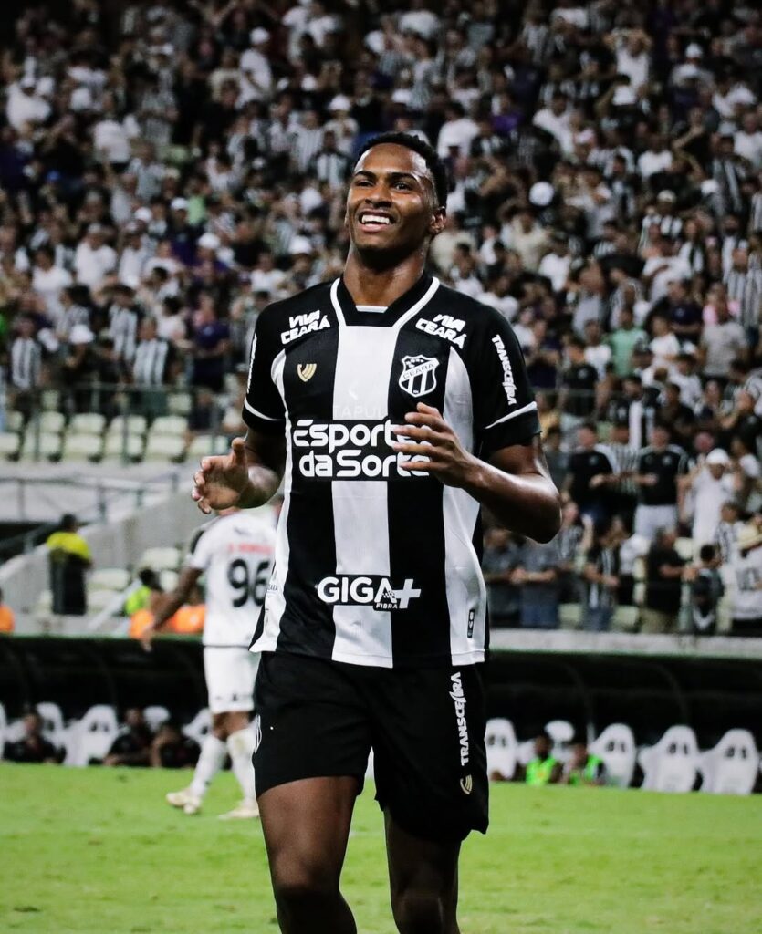 Guilherme, atacante do Ceará