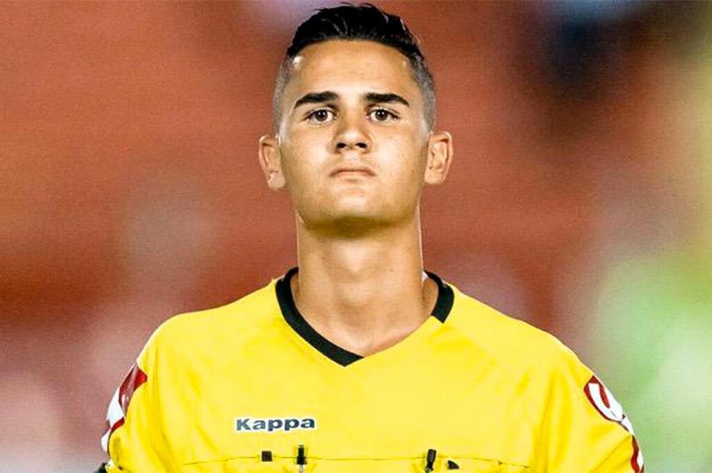 Árbitro Matheus Delgado Candançan