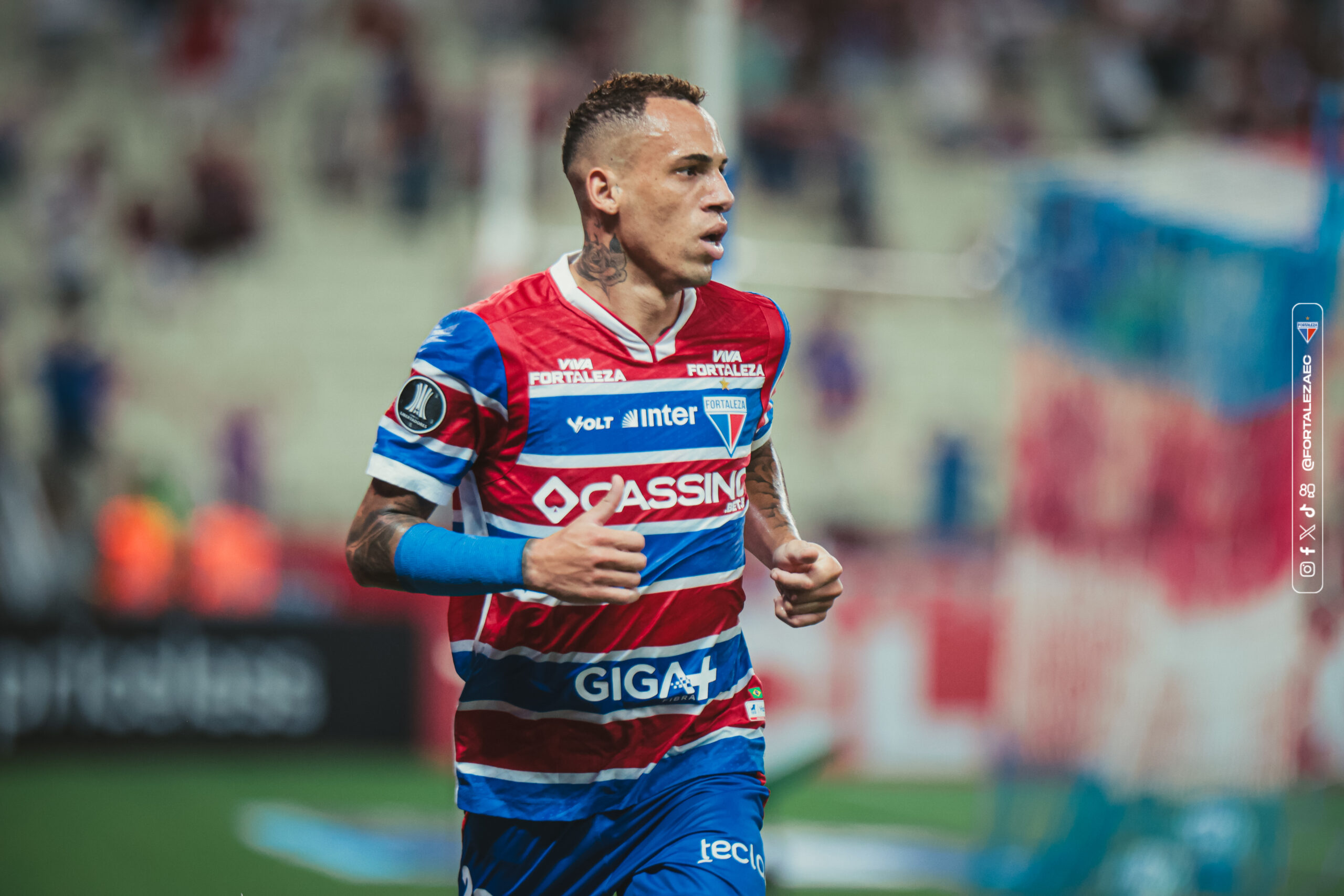 Breno Lopes, atacante do Fortaleza