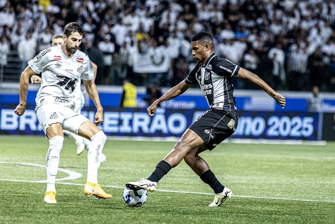 Lelê, atacante do Ceará / Léo Condé