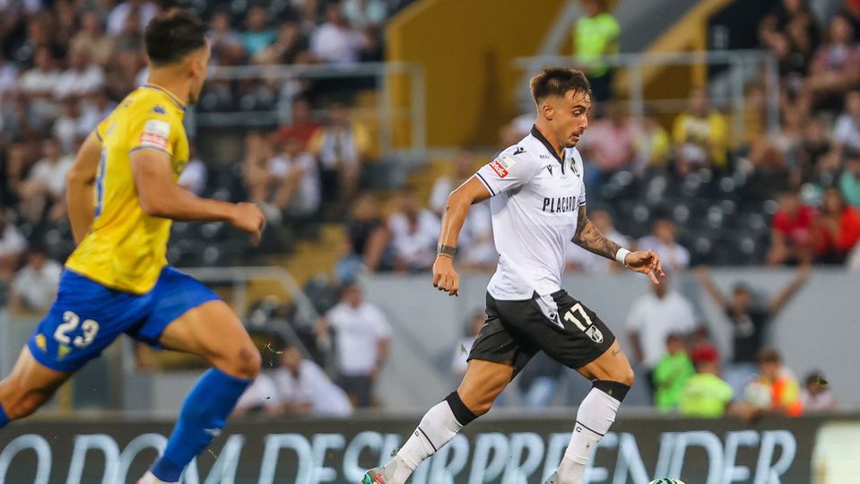 João Mendes, do Vitória de Guimarães-POR, é sondado pelo Fortaleza