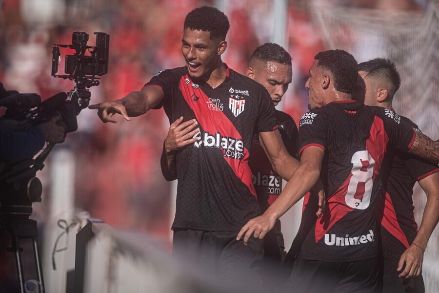 Alix Vinícius, ex-Fortaleza