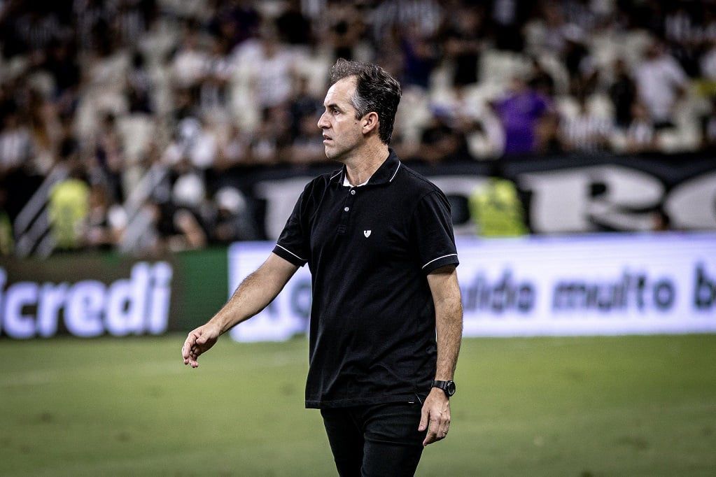 Léo Condé, técnico do Ceará