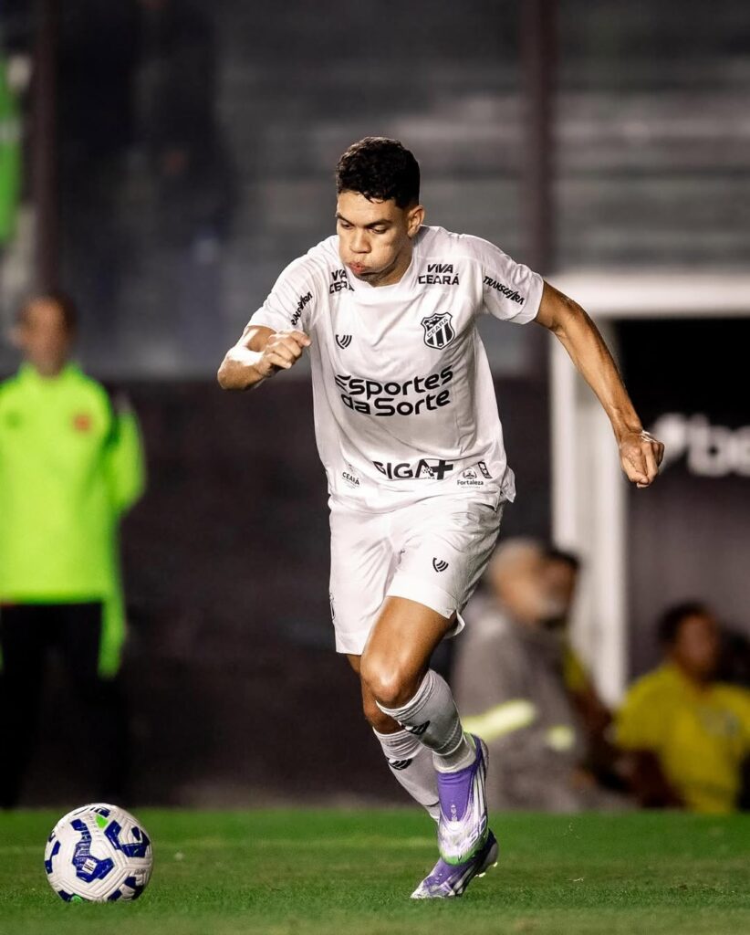 Paulo Baya, atacante do Ceará