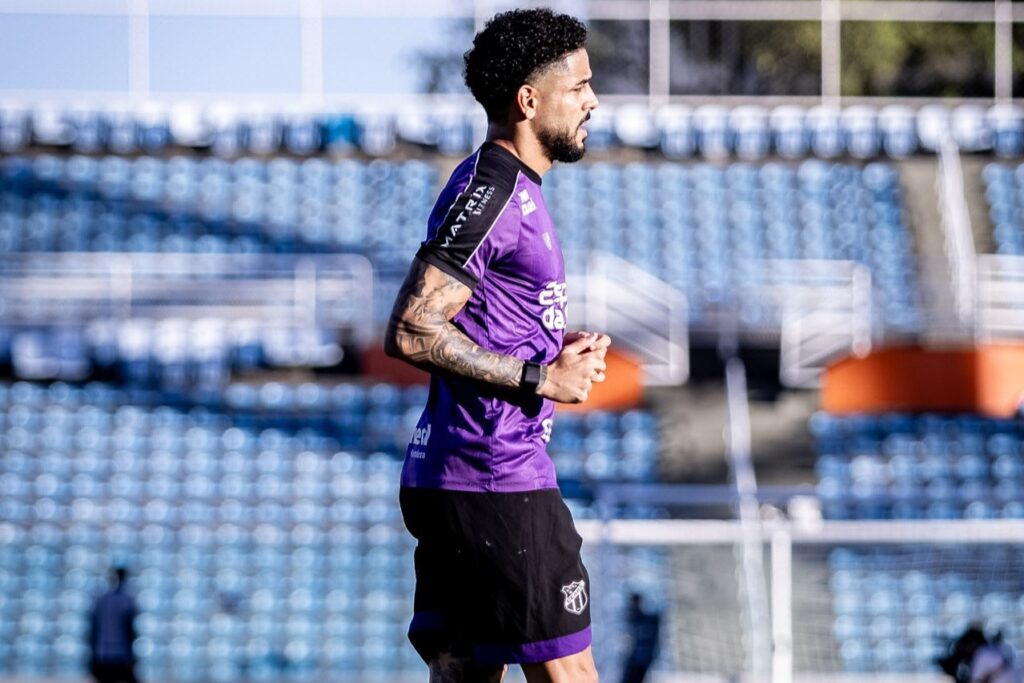 Matheus Bahia, lateral do Ceará