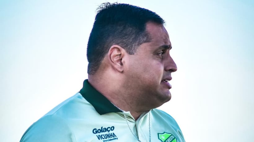 Lestron Jr, treinador do Floresta