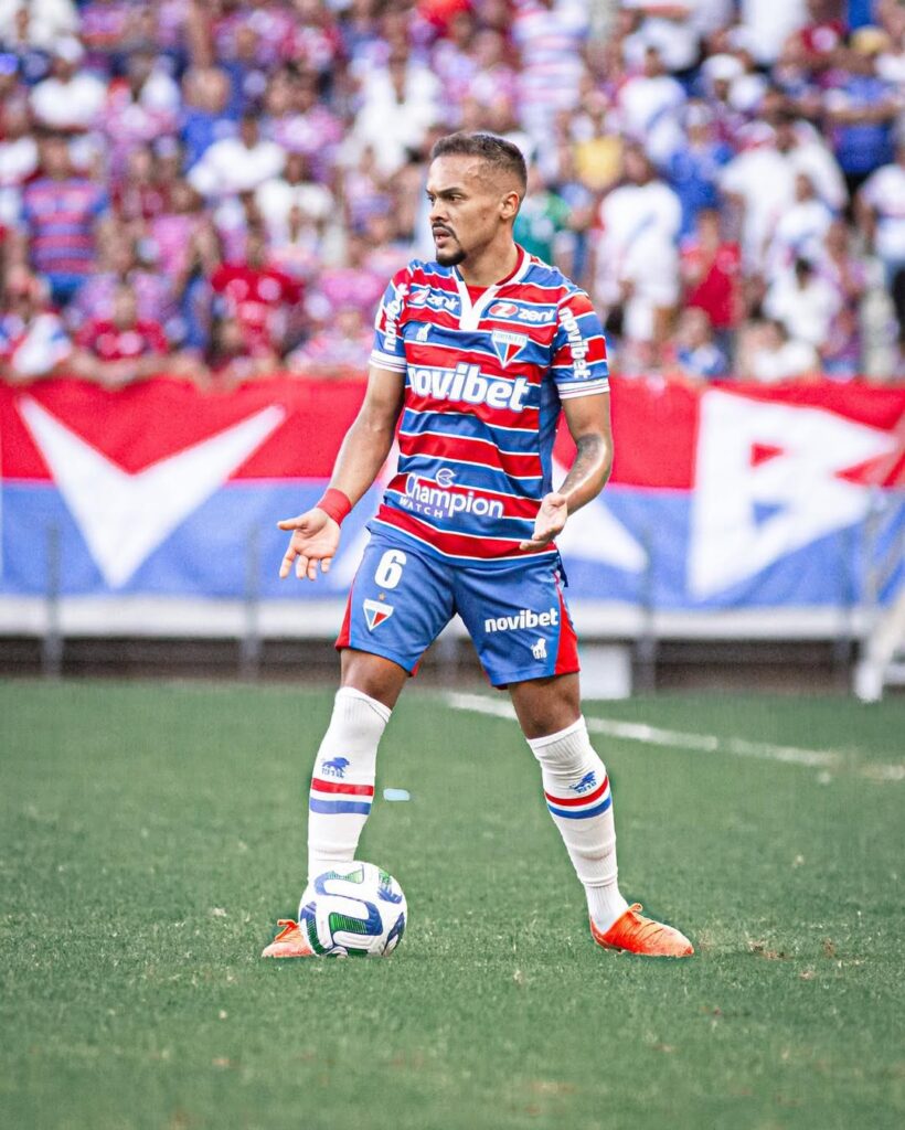 Bruno Pacheco, lateral do Fortaleza