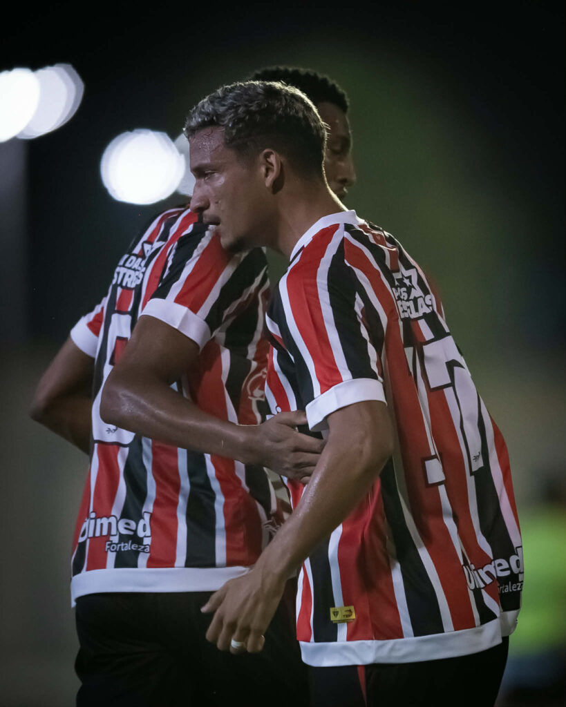 Kiuan Gabriel, Ferroviário