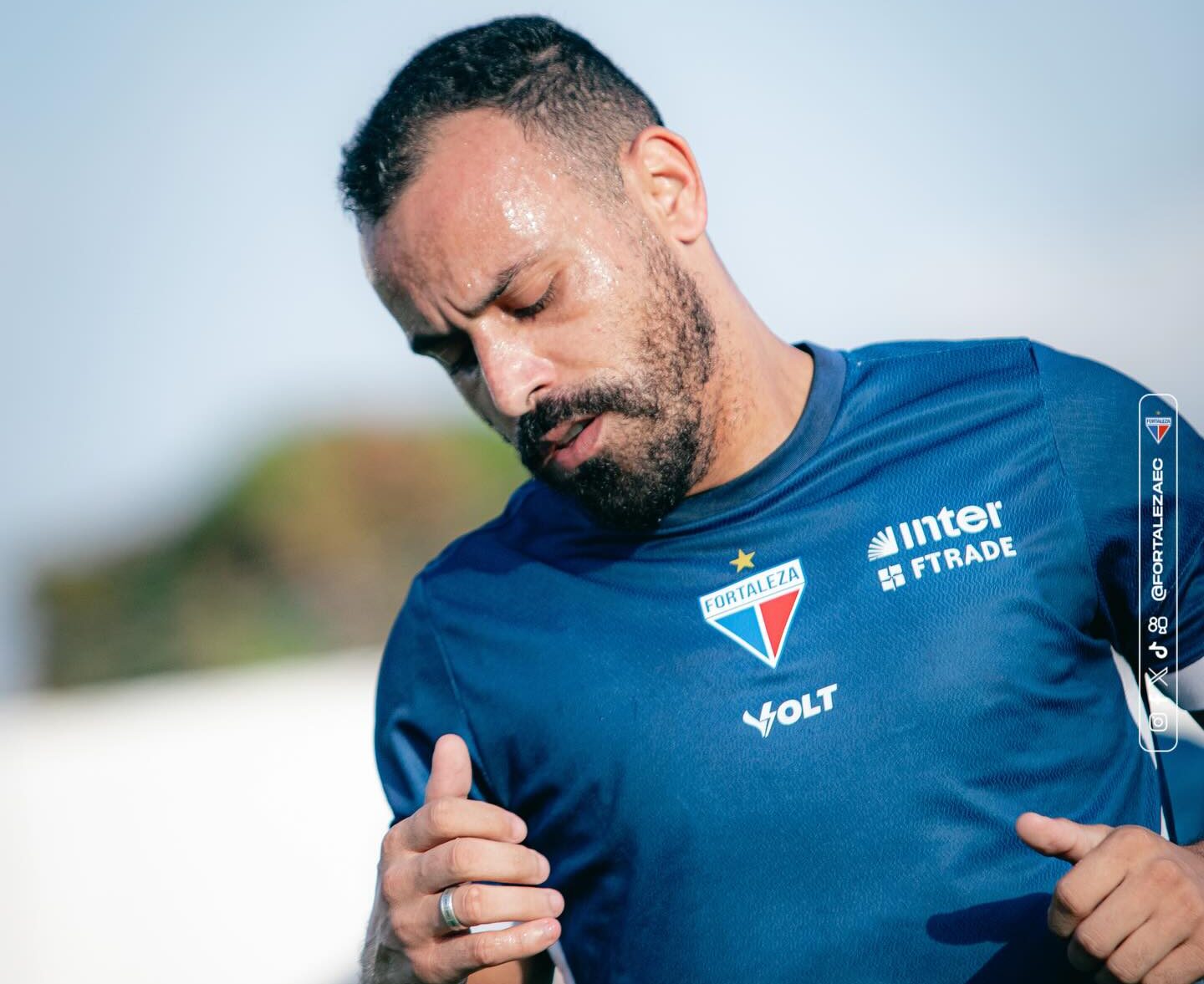 Moisés, atacante do Fortaleza
