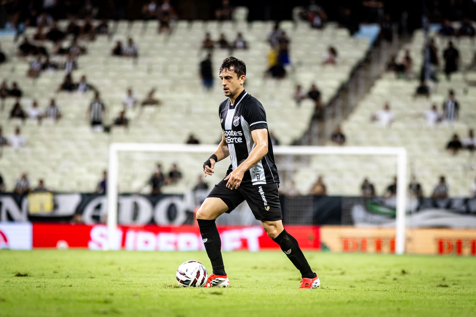 Sanches, lateral do Ceará