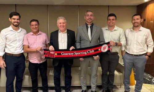 Nova diretoria do Guarany de Sobral se reúne com prefeito
