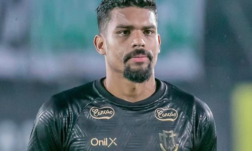 Ronald Carvalho, novo zagueiro do Ceará