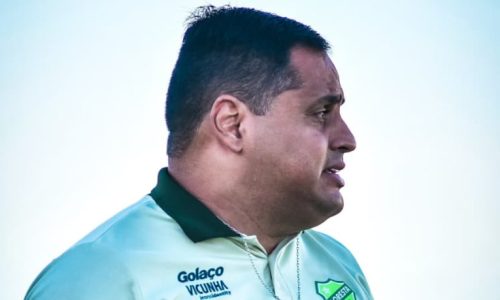 Lestron Jr, treinador do Floresta