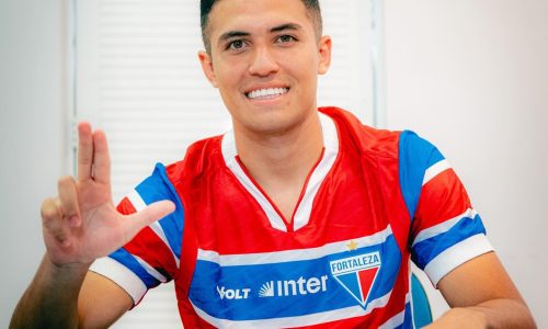 Paulinho, lateral do Fortaleza