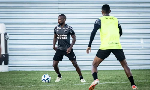 Dieguinho, volante do Ceará / Treino