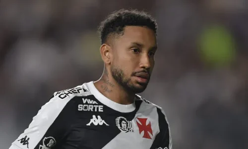 Ceará negocia com Vasco por Jair