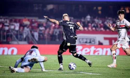 Vitória x Ceará / Pedro Henrique